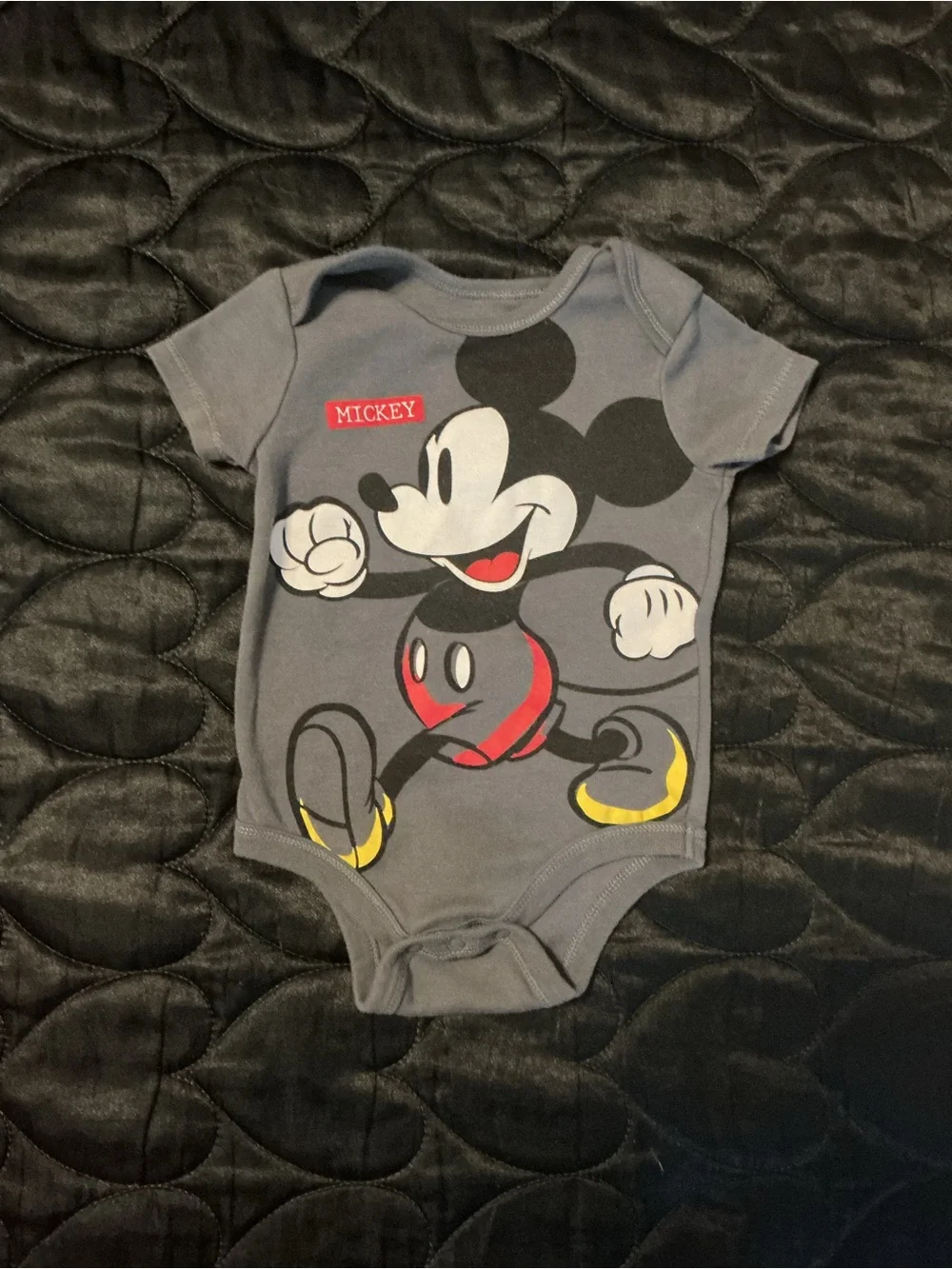 Disney Toddler Short Sleeve Mickey Bodysuit Set - Gray & Red Size:6-9 months